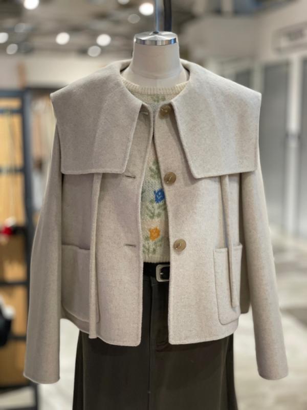 랩 LAP 핸드 세일러카라 크롭 코트 AP4WTA63