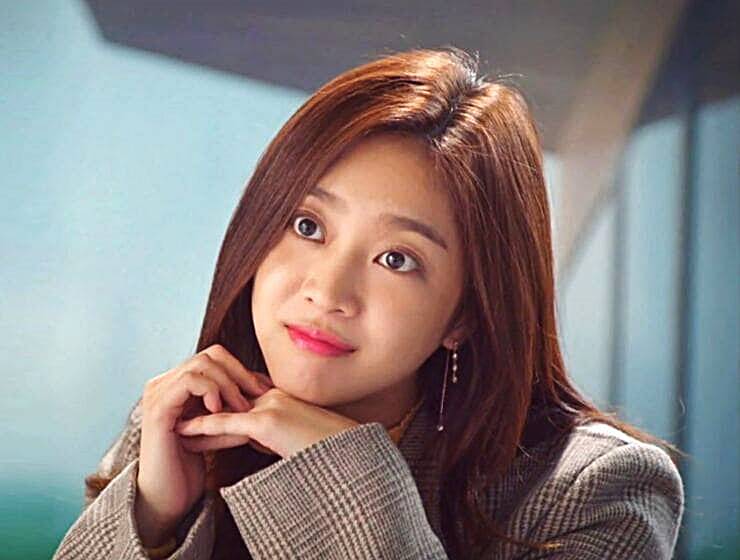 배우-조보아
