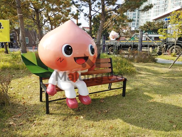 마롱컴퍼니 조형물 4