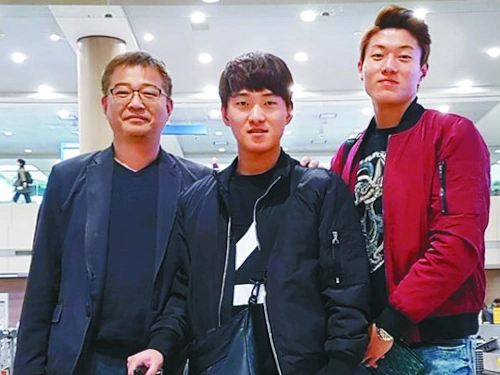황의조 가족