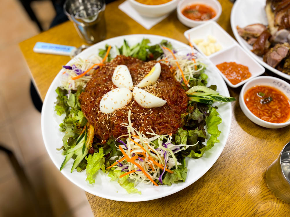 쟁반 막국수