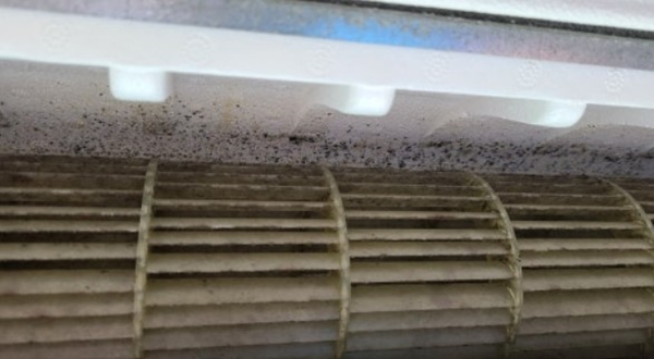 오염된 에어컨 송풍팬