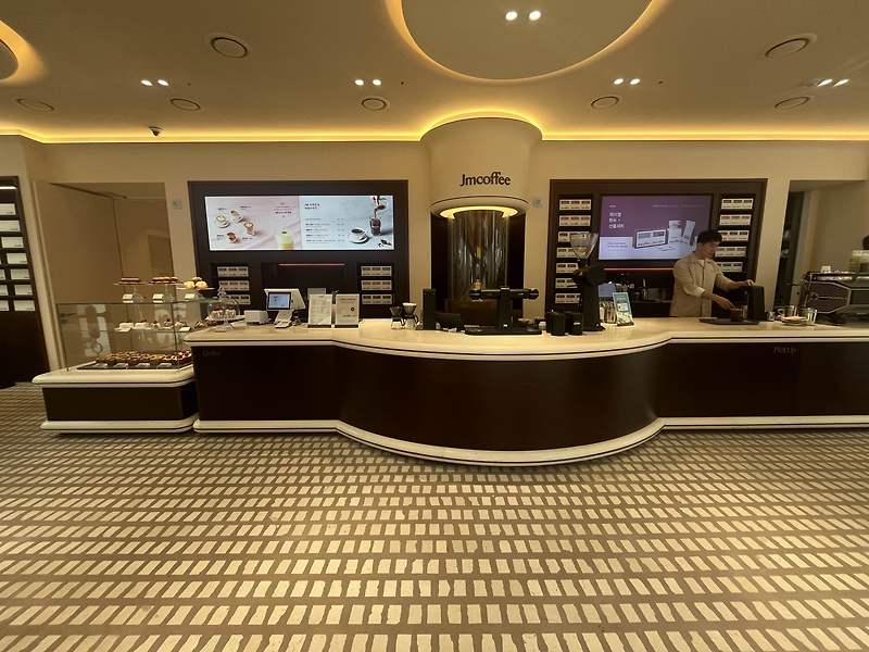 가로수길 카페사진입니다.