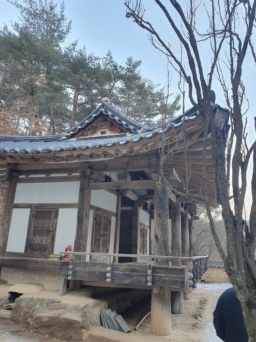 만휴정
