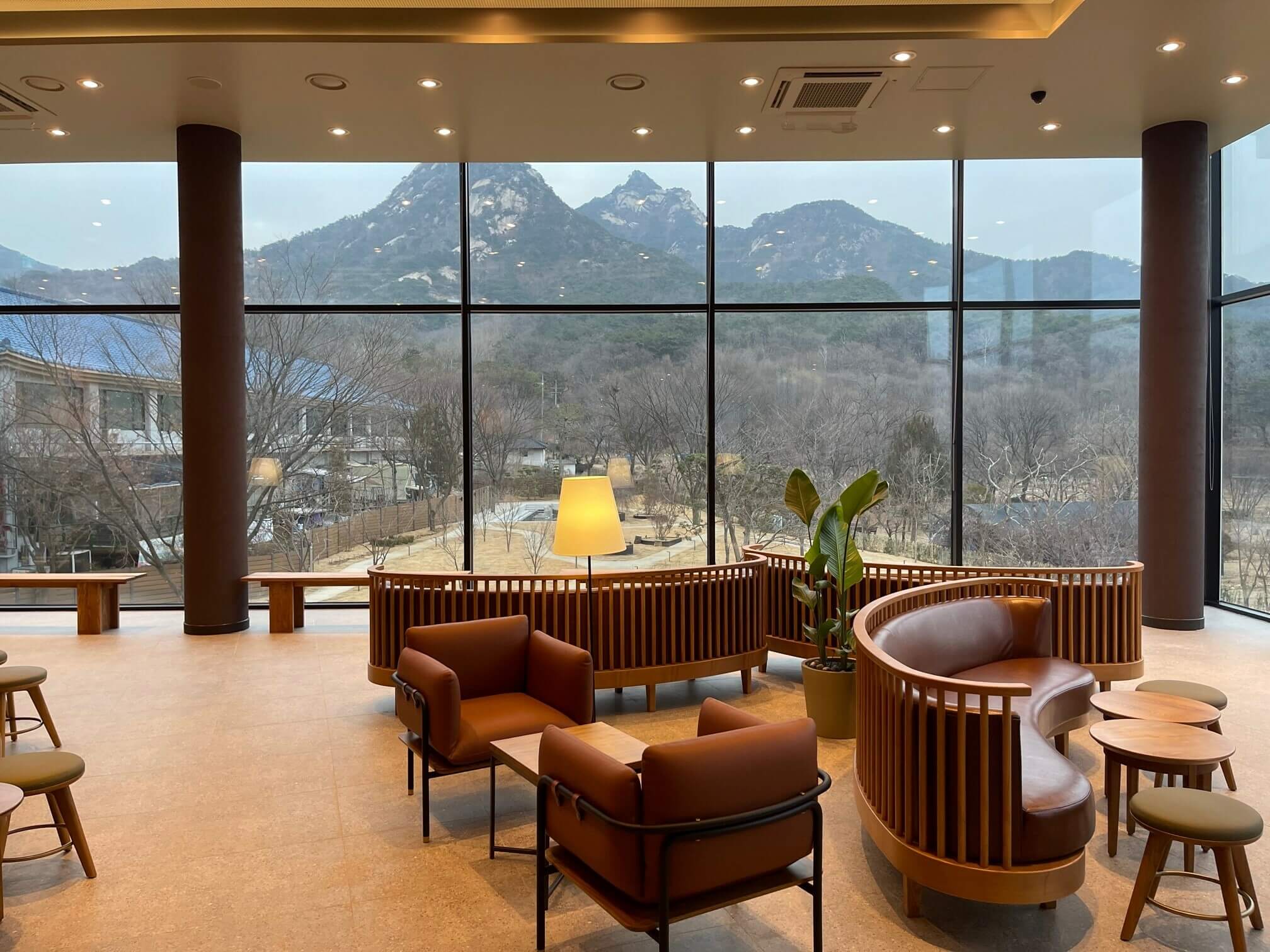 스타벅스 더북한산 더매장 관련 이미지