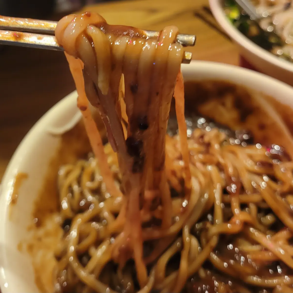 노원-우동-짜장-먹음직스러운-탱글탱글한-면발