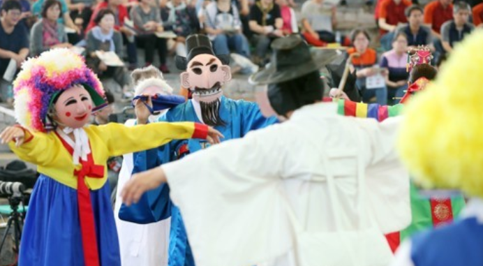 탈춤 축제 관련 사진