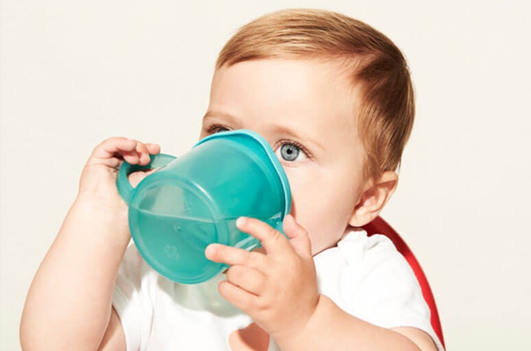 아기 물 먹는 시기