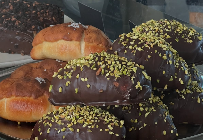 카페 오른 피스타치오소금빵 보러가기