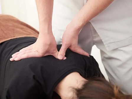 마사지를 받다.