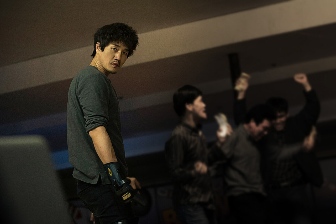 영화 스플릿 주인공 과거 국가대표 볼링 선수 철종 역의 유지태 배우