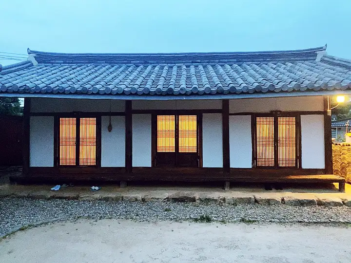 생생정보 경주 한옥스테이 펜션 숙소 전통 가옥 힐링 새해 맞이 해돋이