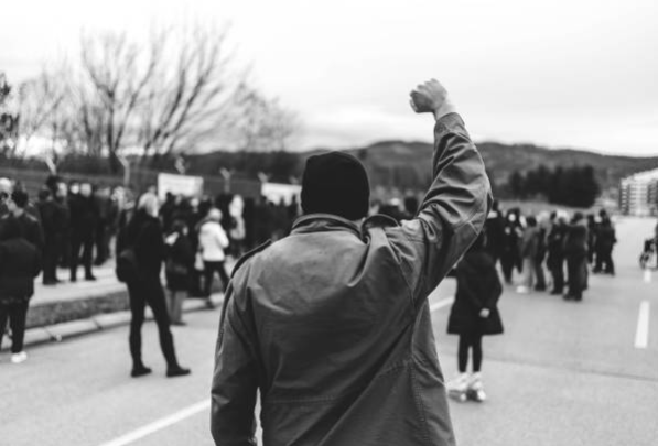 4·19 혁명의 과정과 역사적 의미, 사건 전개, 민주주의 결과.