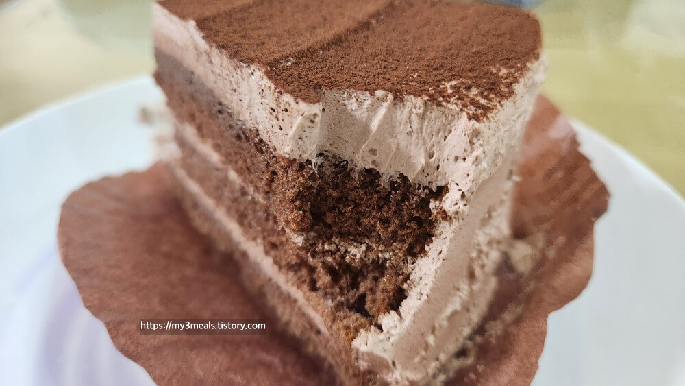 구름을 먹는 듯한 초콜릿 풍미