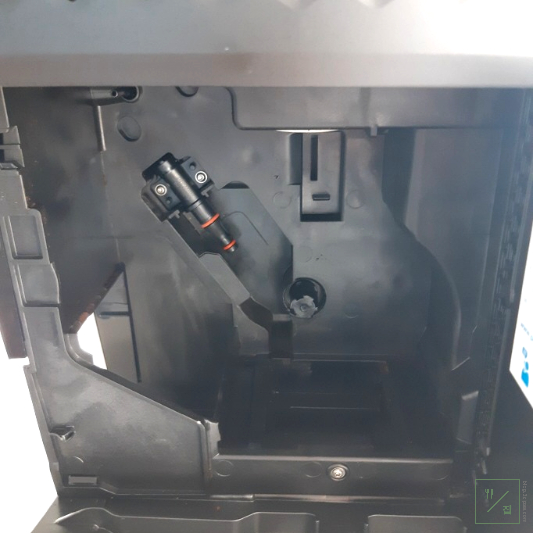 커피머신 내부청소 이미지 입니다.