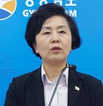 김영선 국회의원 프로필 나이 고향 학력 재산