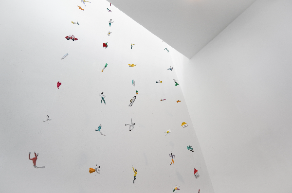 왈종미술관 내부 전시 모빌