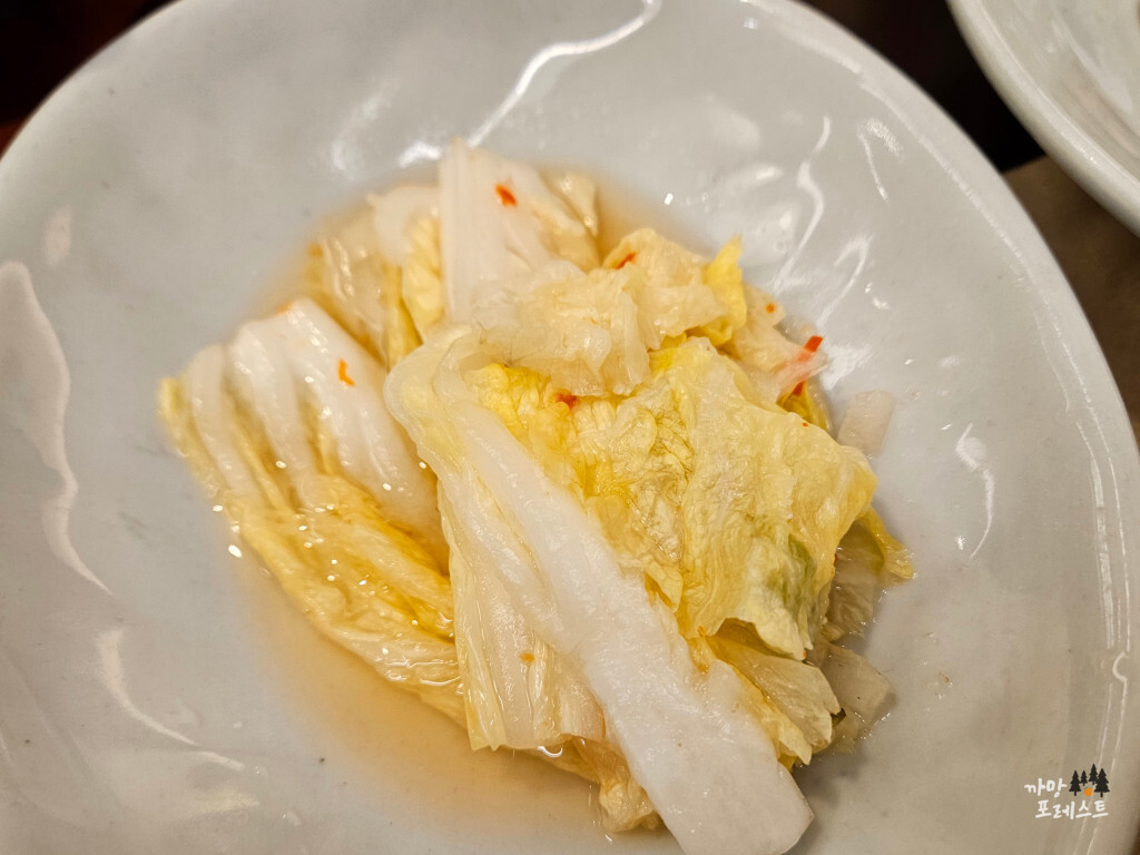 중문 고집돌우럭 밑반찬