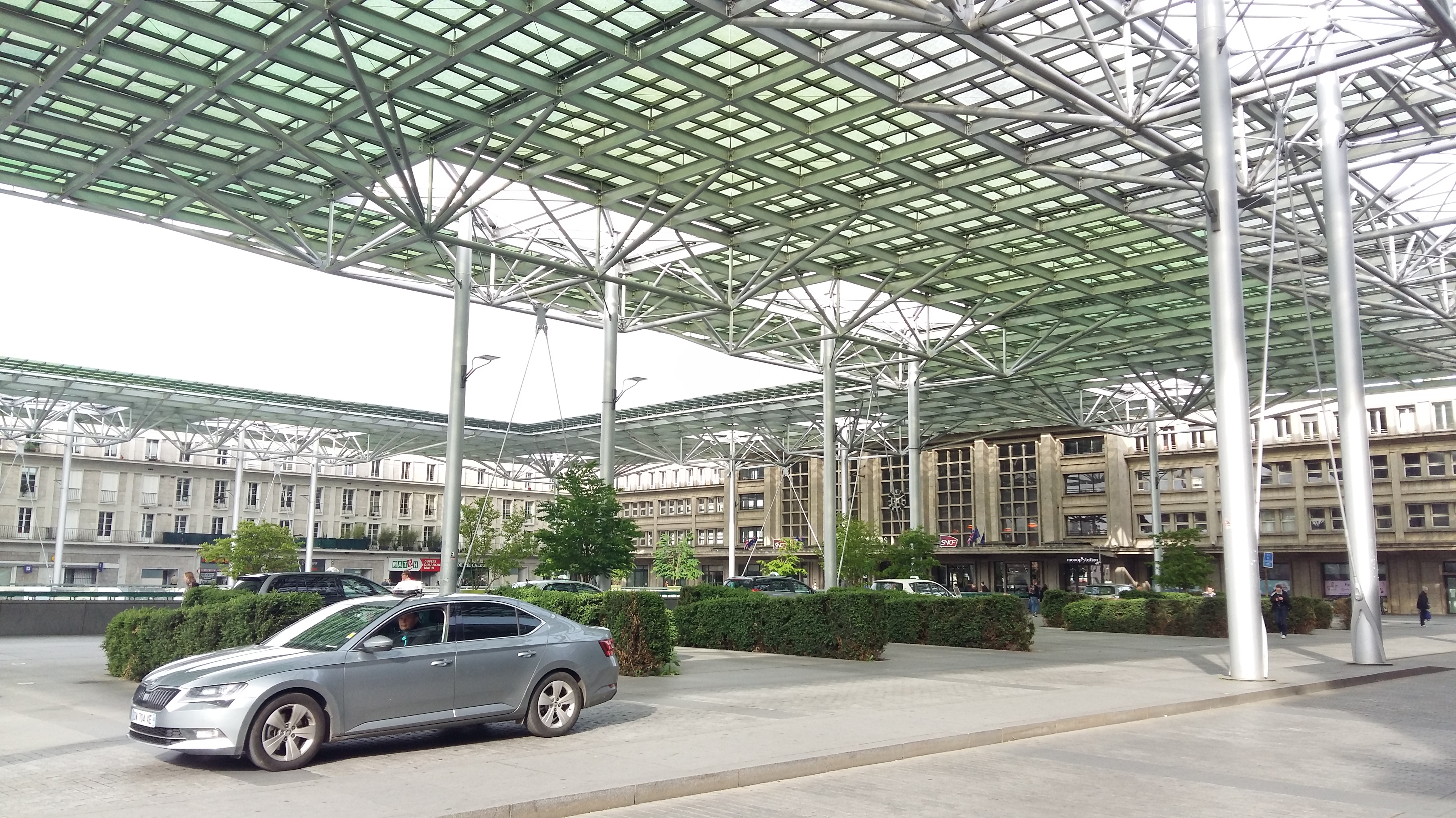 프랑스 아미앵 기차역사