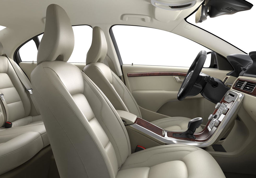 2016년식 볼보 S80 실내 베이지 시트 디자인