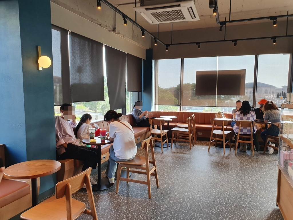 스타벅스 중문 분위기