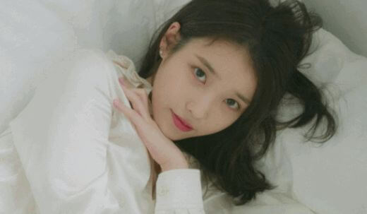 아이유-사진