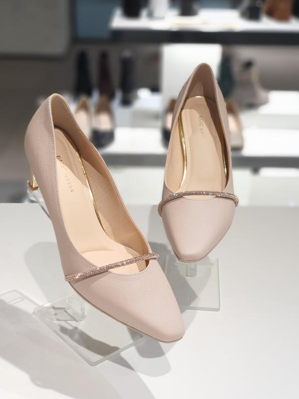 SODA 여성 구두 큐빅장식 굽6cm HGFLS38230