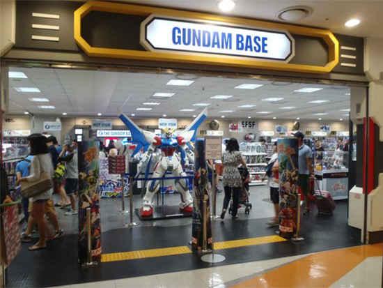 건담베이스 아이파크몰점 플래그십 스토어