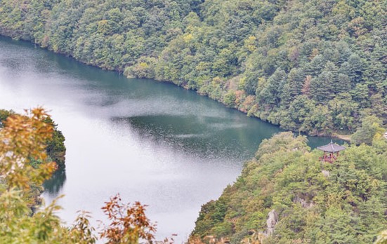 장태산자연휴양림-장안저수지와전망대정자모습
