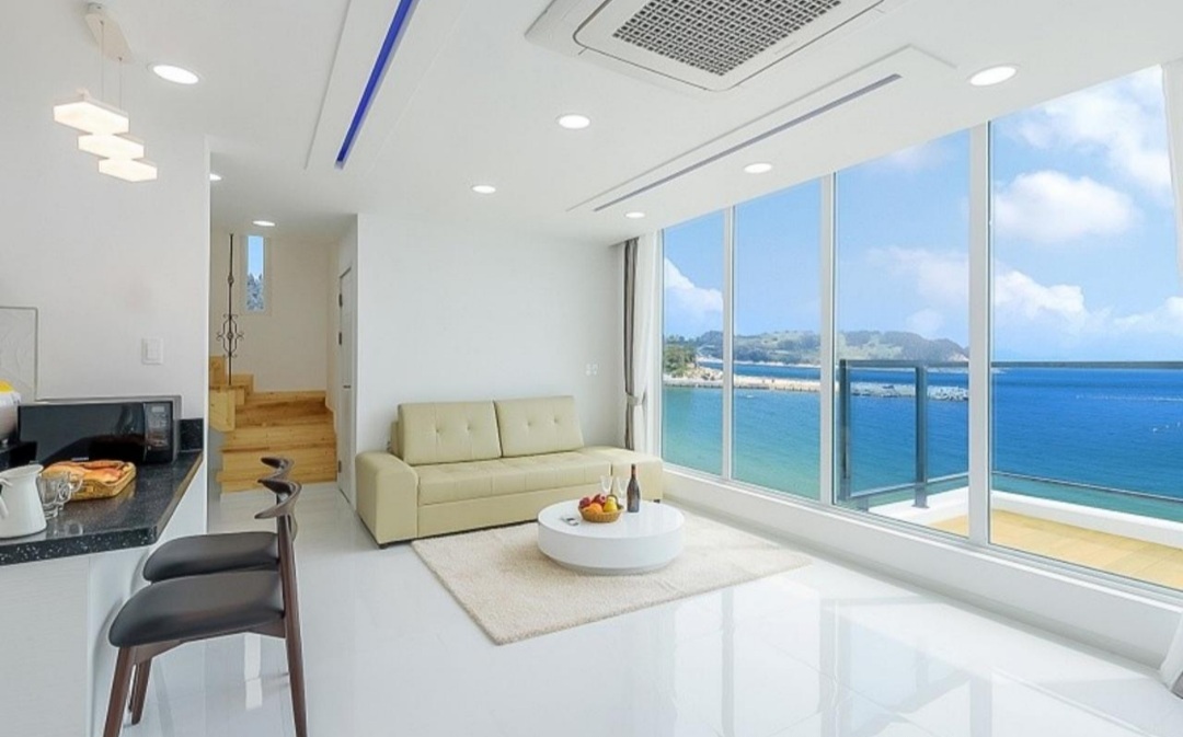 거제 로제스풀빌라 스위트 타입