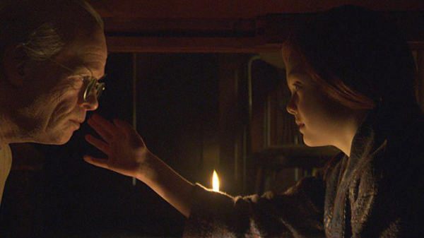 구글 영화 포스터 벤자민 버튼의 시간은 거꾸로 간다