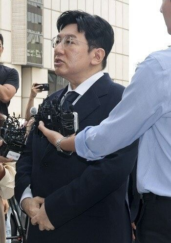 하이브 방시혁 의장 구속영장 신청 배경과 사법 리스크 분석 (사기적 부정거래 혐의 2,000억 부당이득 의혹)