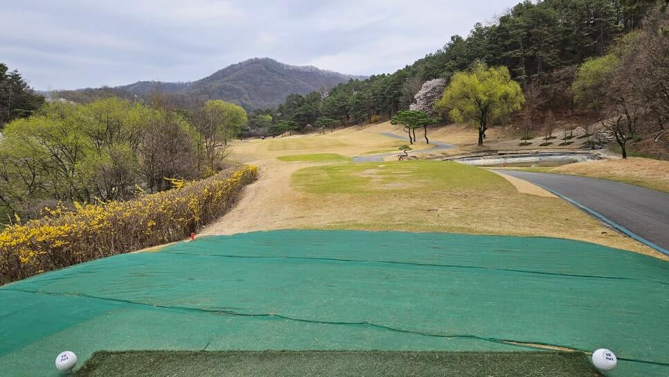 골프장 경험담 청주 세레니티cc 단순한 골프장이 아니라&amp;#44; 자연과 설계&amp;#44; 건축이 어우러진 공간 미학의 산물 완벽에 가까운 골프장