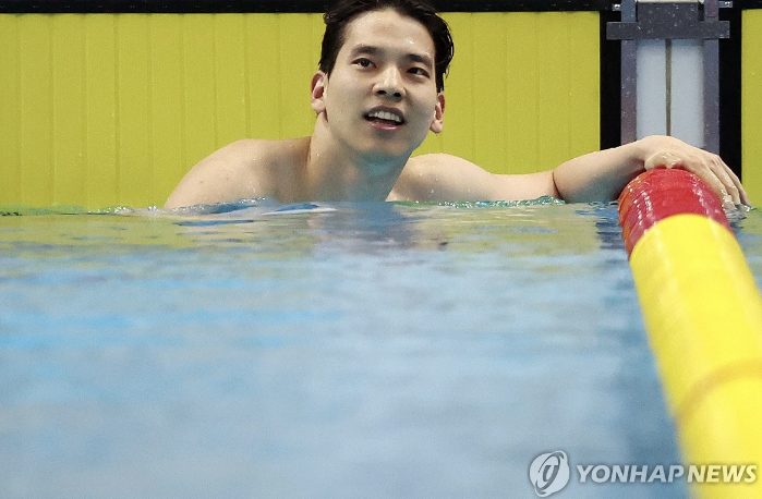 수영 남자 배영 200m 한국 신기록 은메달&#44; 이주호 선수