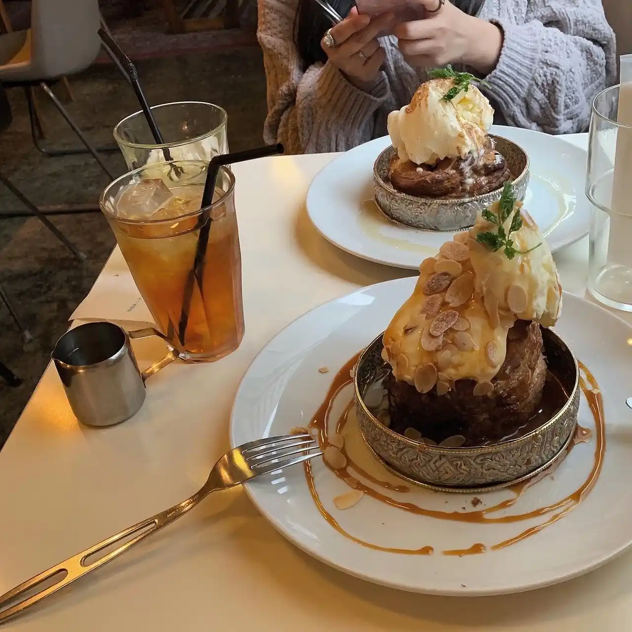 Zarigani Cafe