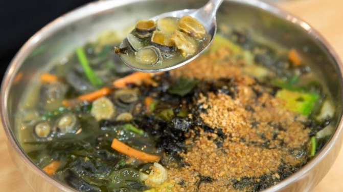 동네한바퀴 울릉도 여행 맛집 저동항 아리랑식당