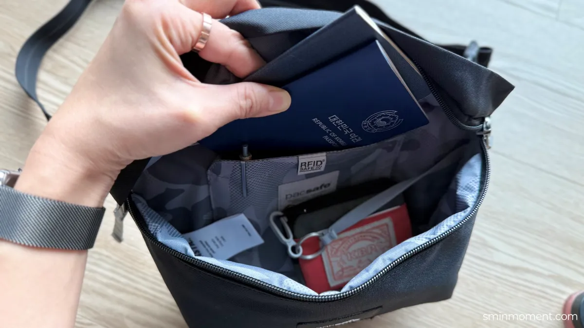 팩세이프-슬링백-내부포켓