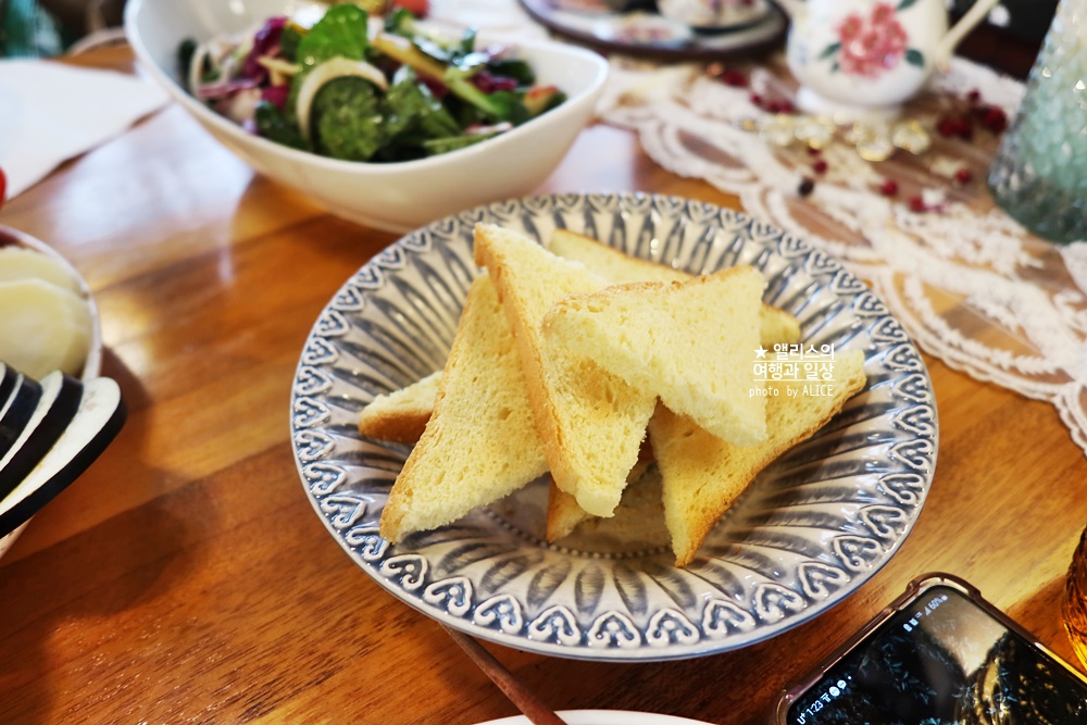 부산 스위스 전통요리 라끌렛 전문점, 베란다 치즈 - 양 많고 아주 꿀맛