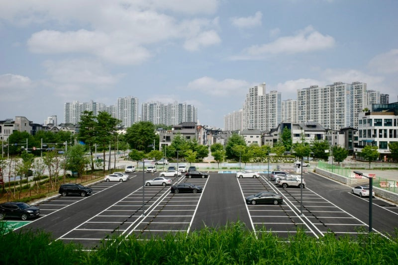 행신역 KTX 주차장