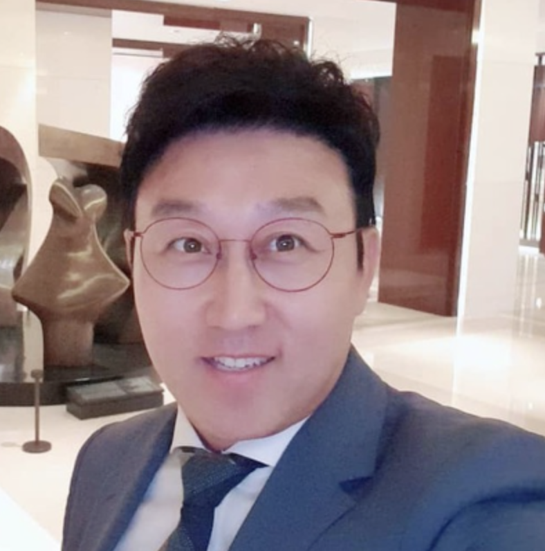 김현욱 셀카