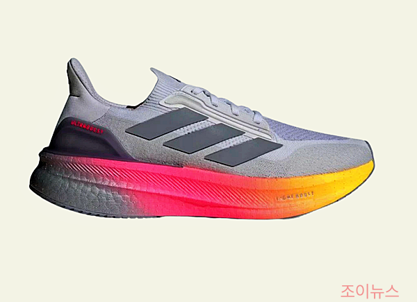 쿠션화추천_아디다스 울트라 부스트