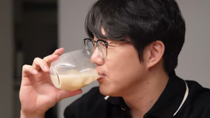 경탁주를-마시는-성시경