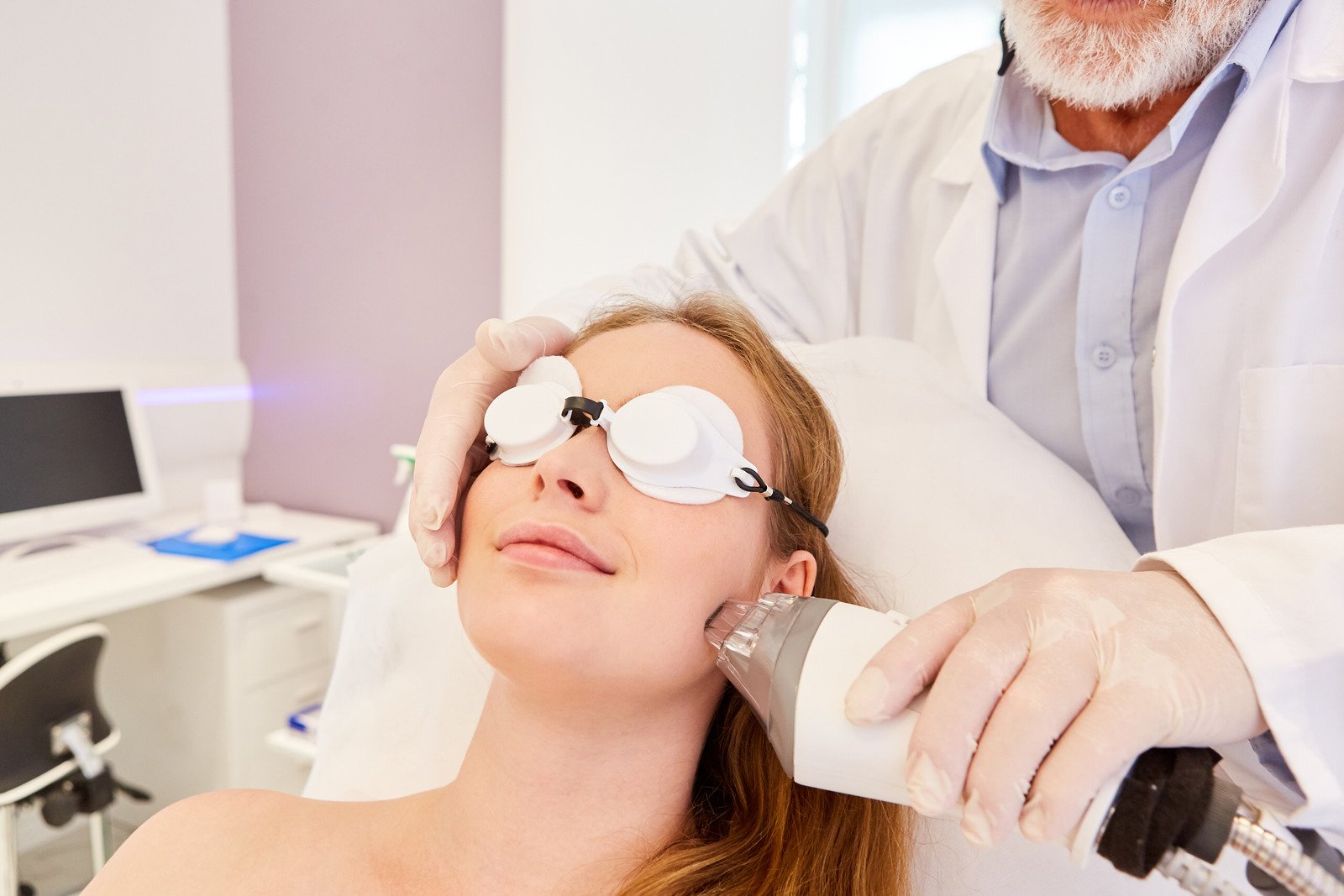 프락셀 레이저(Fraxel Laser): 피부 재생과 색소 개선의 대표적 레이저