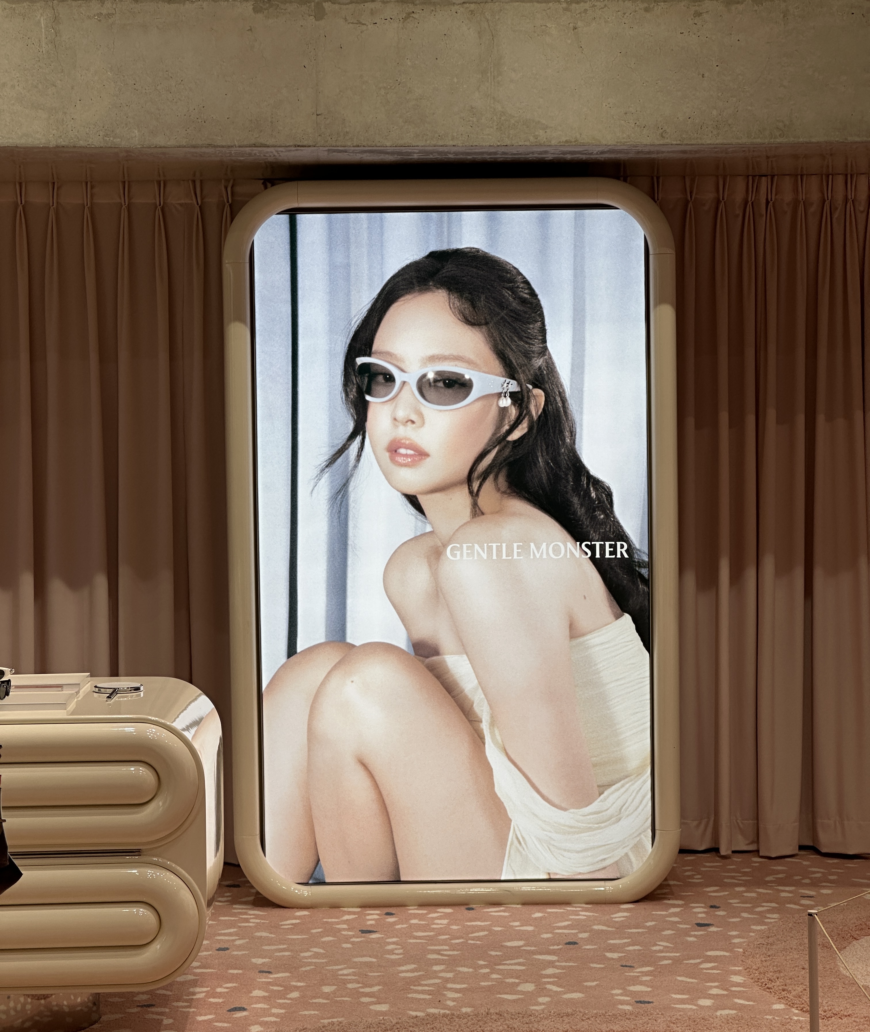 제니와 젠틀몬스터