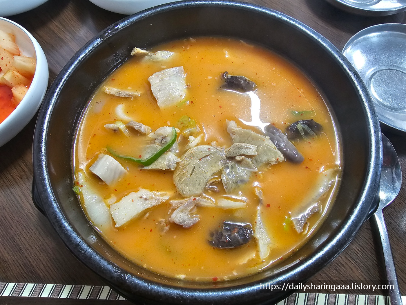 인천_가정동_가마솥순대국_특순대국다대기