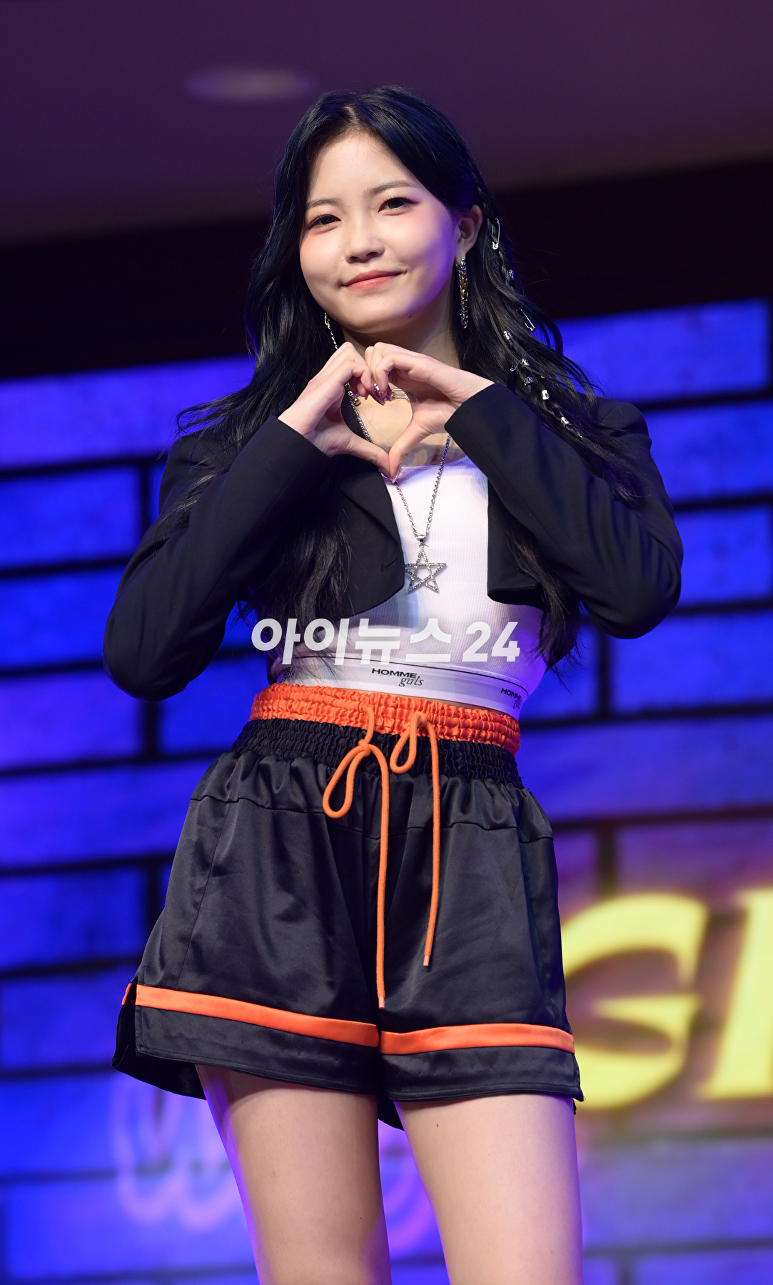 그룹 라필루스 서원이 21일 오후 서울 강서구 스카이아트홀에서 진행된 라필루스(Lapillus) 두 번째 미니앨범 '걸스 라운드 파트 2'(GIRL's ROUND Part. 2) 발매 기념 쇼케이스에 참석하고 있다. [사진=정소희 기자]