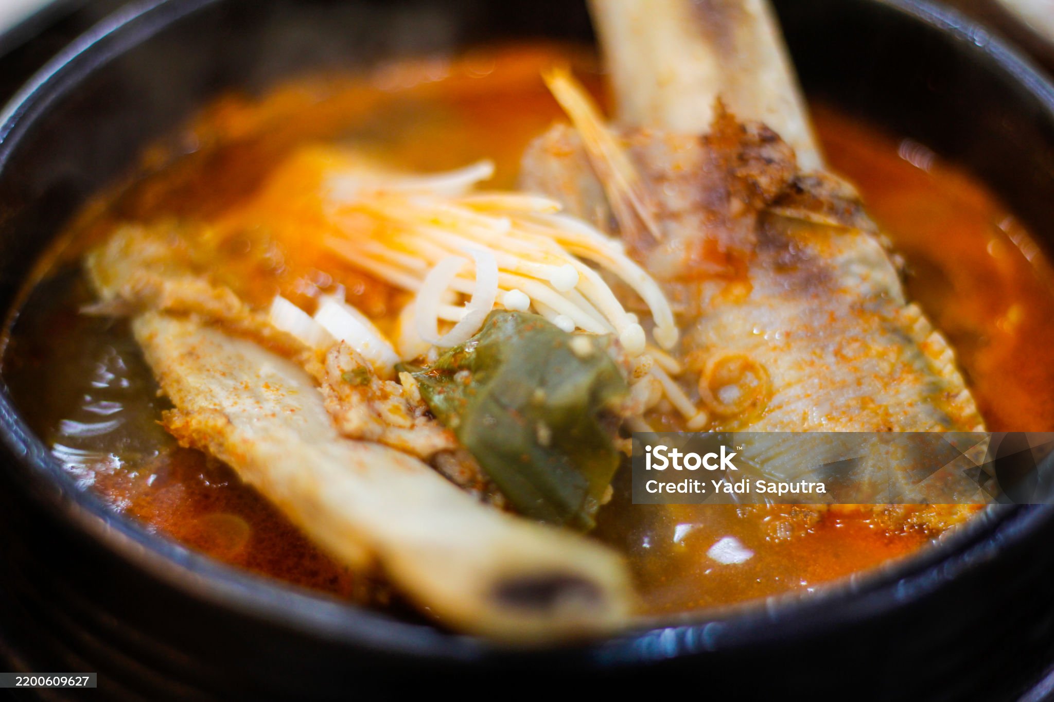 서울 갈비탕과 부산 갈비탕중 부산 갈비탕의 느낌