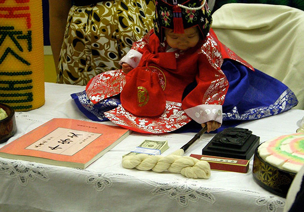 돌잔치 축의금 금액 얼마 봉투 쓰는법 이름 문구 선물 전달 방법