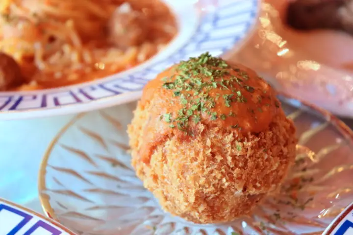먹킷리스트 별난 이탈리아 요리 아란치니 리코타치즈 콘킬리에 맛집 신촌역 맛집