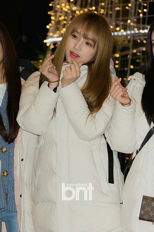 아이즈원 최예나 귀여운 매력어필